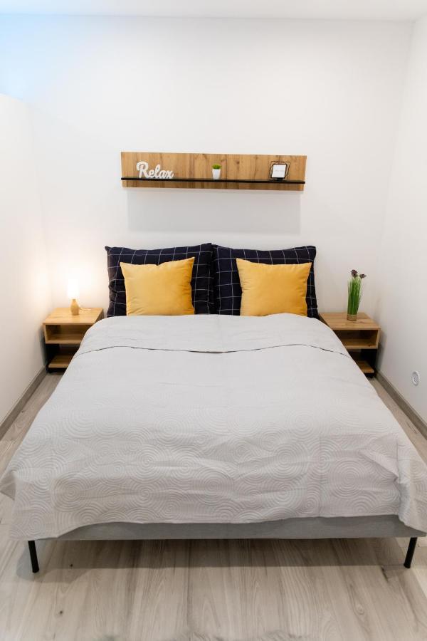The Central Border Premium Apartment Štúrovo エクステリア 写真
